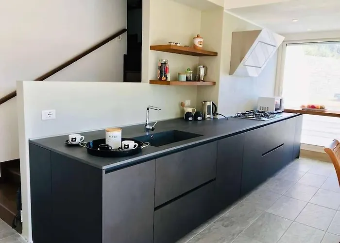 San Sisinnio Villa *